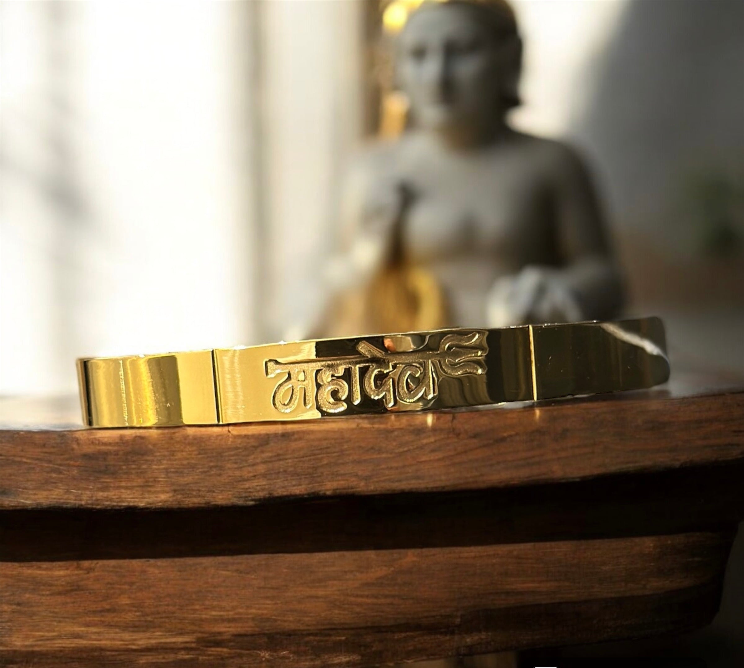 Stainless Steel Anti Tarnish 24k Gold Platted Kada Bracelets for Boys and Men.